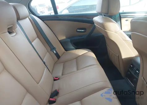 2009 BMW 528I z USA, uszkodzony, nr VIN WBANU53569C117640